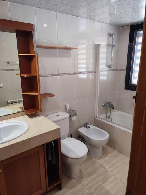 Duplex Con Piscina En Rubi Leilighet Eksteriør bilde