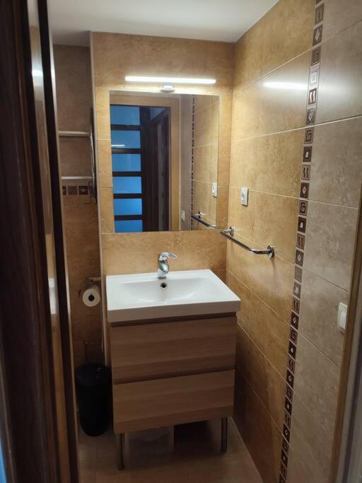 Duplex Con Piscina En Rubi Leilighet Eksteriør bilde